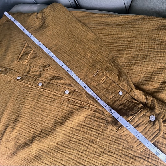 Outerknown Mens Button Down Shirt Sz L Mustard Brown Crinkle Gauze Casual Soft - Picture 6 of 9